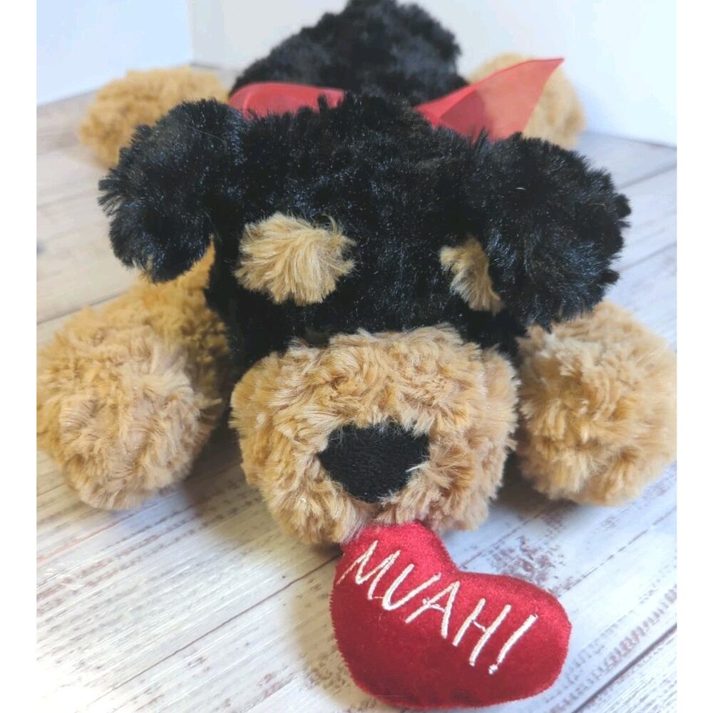 KellyToy PUPPY DOG Black Brown 15in Laying Plush Muah! Red Heart Red Bow 2016